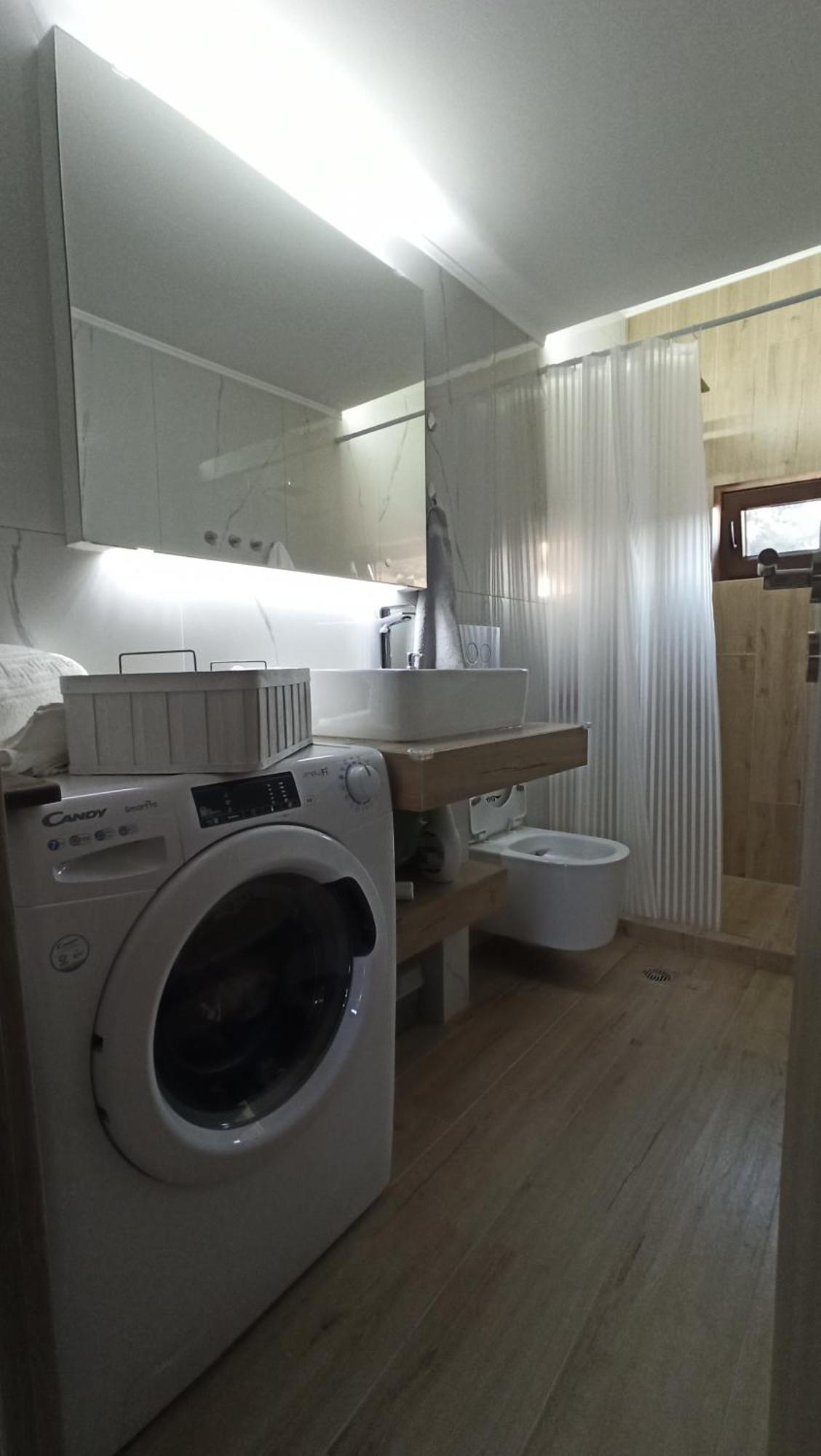 My Summerhouse With Jacuzzi *